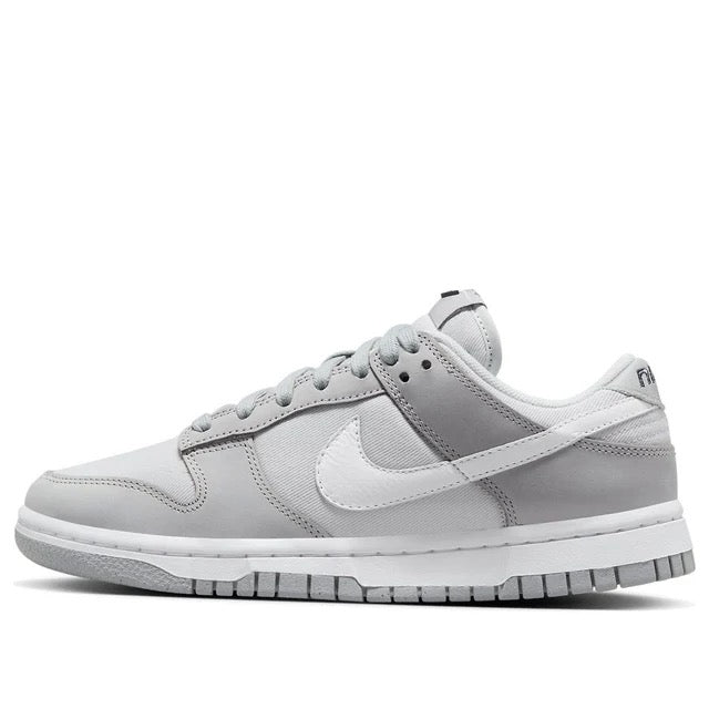 Nike Dunk Low Light Smoke Grey (WMNS)