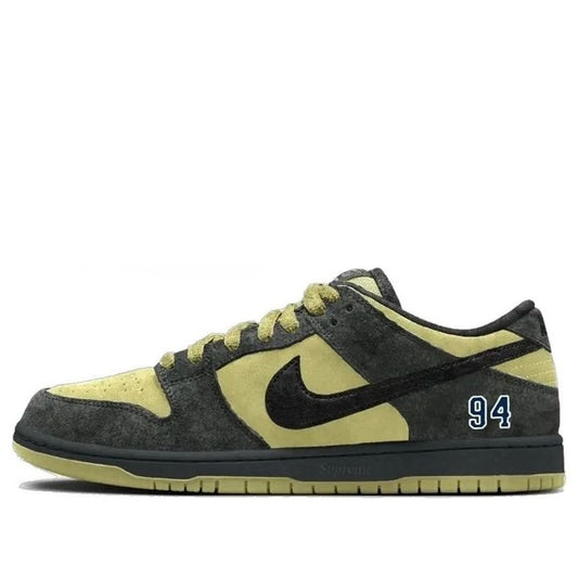 Supreme x Nike SB Dunk Low Camper Green / Black